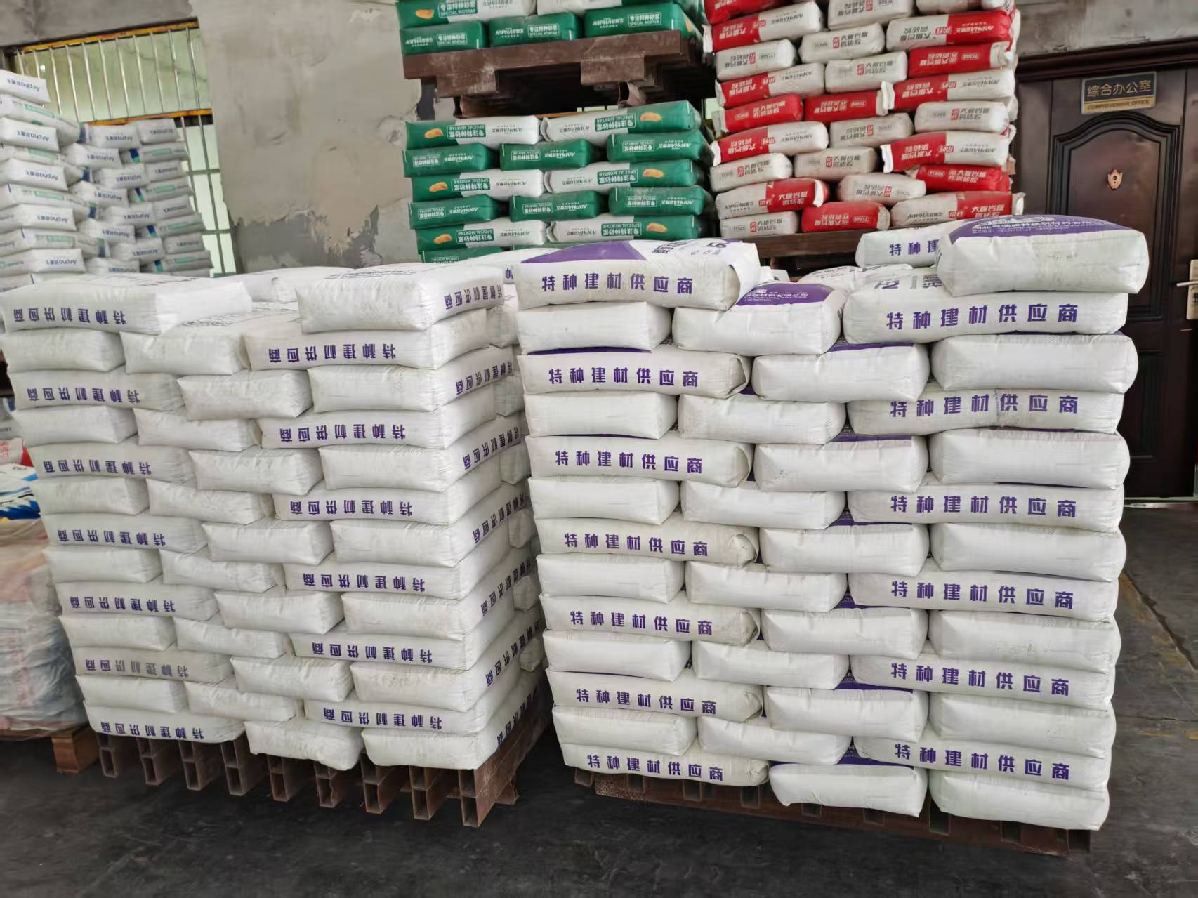 灵石拱顶带模注浆料